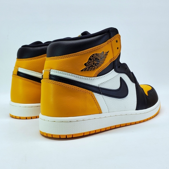 Air Jordan Retro 1 High - Picture 6 of 12